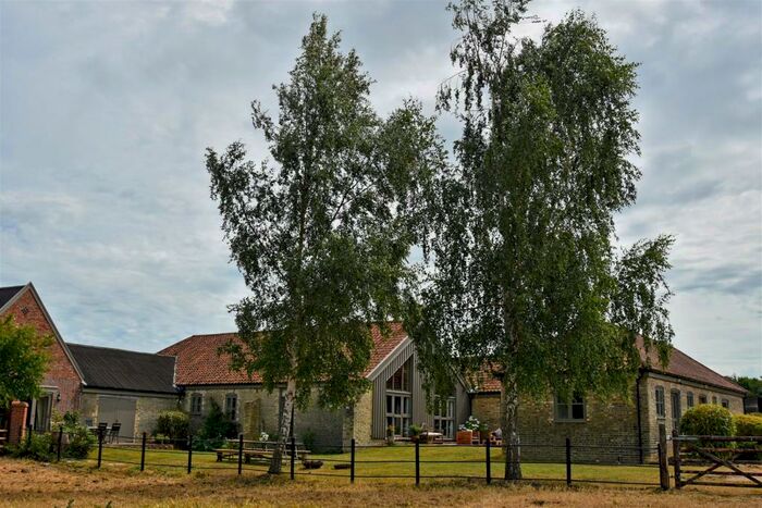 6 Bedroom Barn Conversion For Sale In White House Farm, Low Road, Thurlton, Norwich, NR14