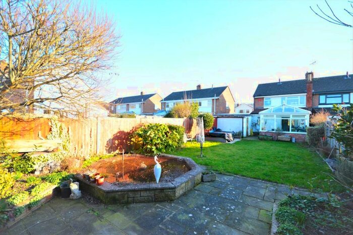 3 Bedroom Semi-Detached House For Sale In Graitney Close, Cleeve, BS49