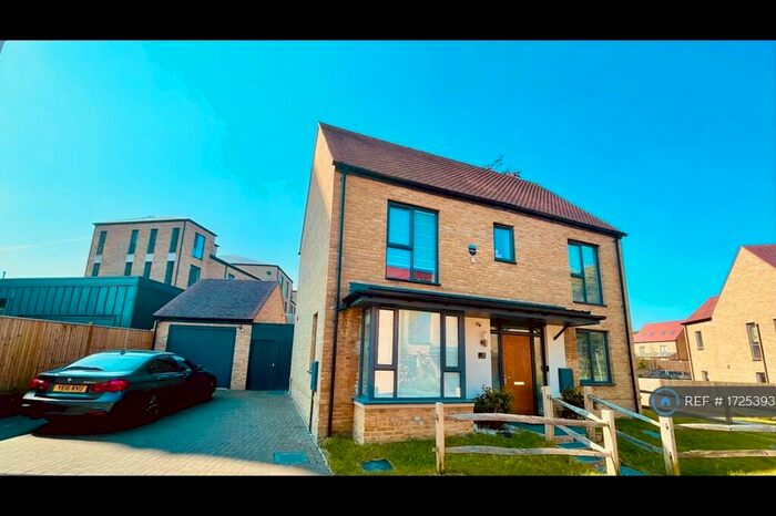 3 Bedroom Detached House To Rent In Chaplin Place, Coulsdon, CR5