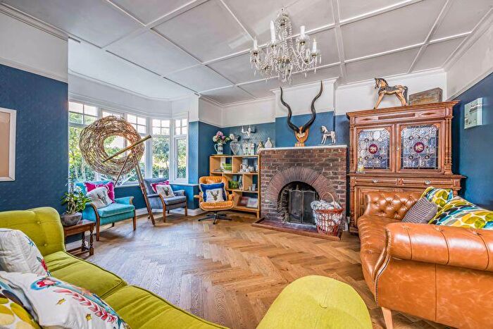 5 Bedroom Detached House For Sale In Lennox Road South, Southsea, PO5