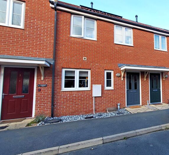 2 Bedroom Terraced House For Sale In Aintree Way, Bourne, PE10