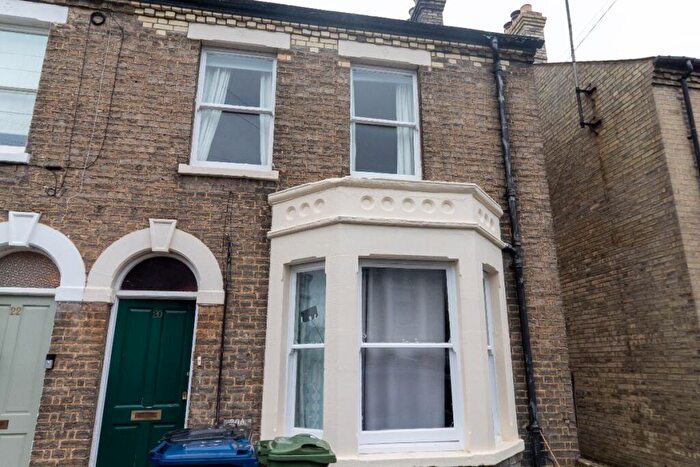 4 Bedroom Flat To Rent In Romsey Road, Cambridge, CB1