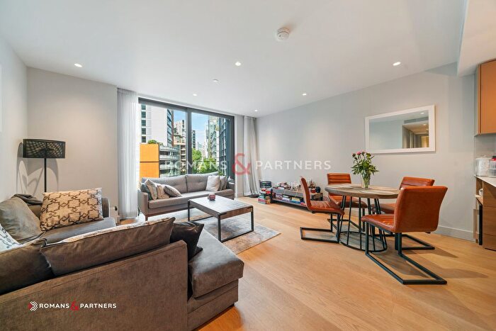 2 Bedroom Flat To Rent In Canalside Walk, Paddington, W2