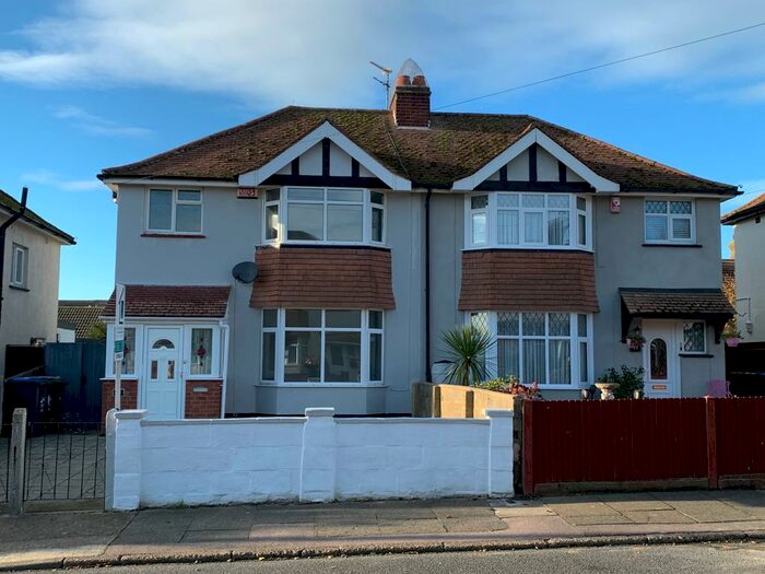 3 Bedroom Semi-Detached House To Rent In Rutland Gardens, Birchington, CT7