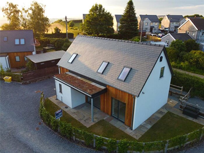 3 Bedroom Detached House For Sale In Llys Garn, Bethlehem, Llandeilo, Carmarthenshire, SA19