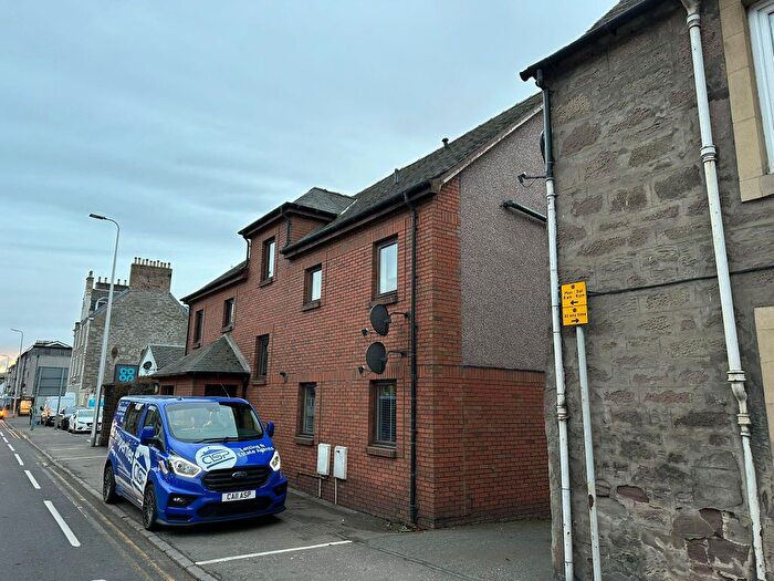 2 Bedroom Flat To Rent In C Mains Street, Bridgend, Perth, PH2