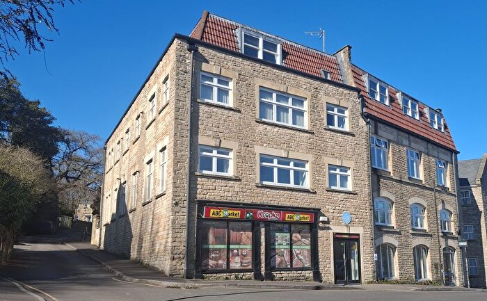 2 Bedroom Flat To Rent In Waterloo, Frome, BA11