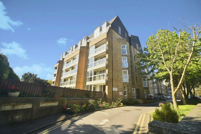 1 Bedroom Flat To Rent In Sandgate Road, Folkestone, CT20