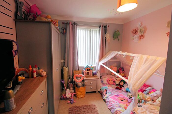 2 Bedroom Terraced House For Sale In Front Way, King's Lynn, PE30