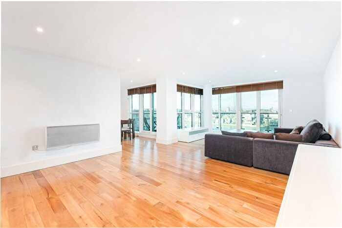 2 Bedroom Flat To Rent In Ensign House, St George Wharf, Vauxhall, SW8