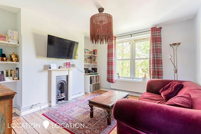 2 Bedroom Flat To Rent In Amhurst Road, Glendown House Amhurst Road, E8