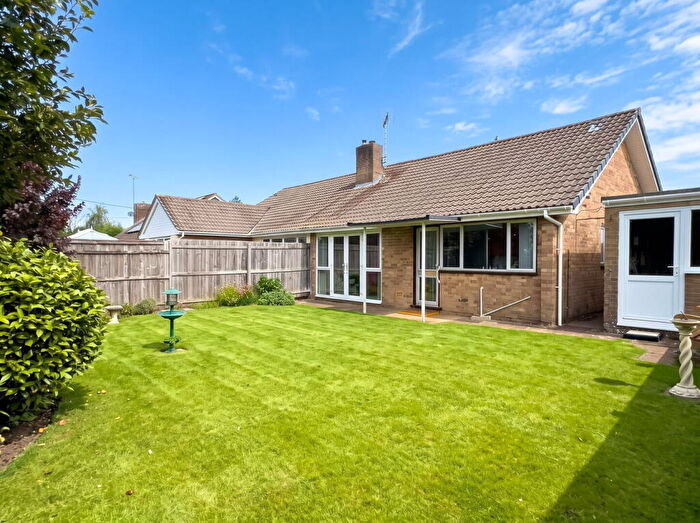 2 Bedroom Semi-Detached Bungalow For Sale In Bramble Hill, Alresford, SO24