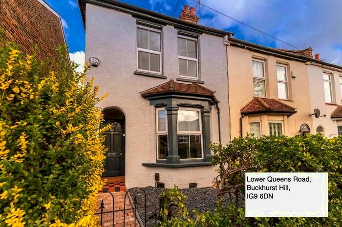 4 Bedroom End Of Terrace House To Rent In Lower Queens Road, Buckhurst Hill IG9