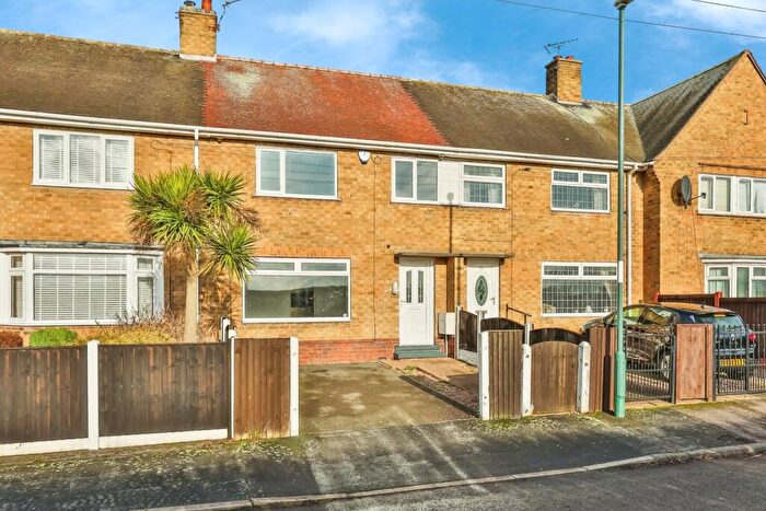 3 Bedroom Terraced House For Sale In Winscombe Mount, Clifton, Nottingham, NG11