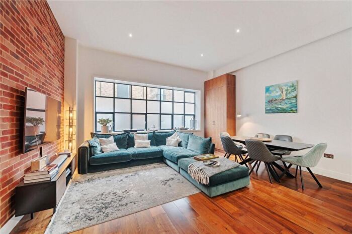 2 Bedroom Flat For Sale In Grenville Place, Lofts Apartments, NW7