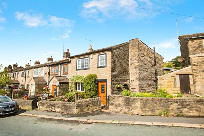 2 Bedroom End Of Terrace House For Sale In Bradshaw Lane, Halifax, West Yorkshire, HX2