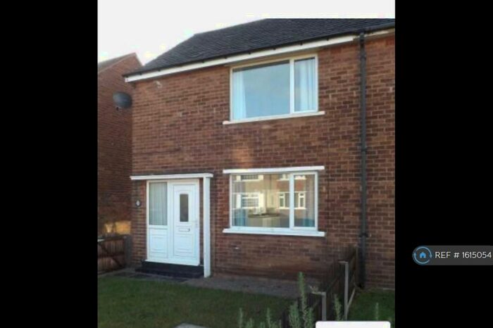2 Bedroom Semi-Detached House To Rent In Hazel Grove, Armthorpe, Doncaster, DN3