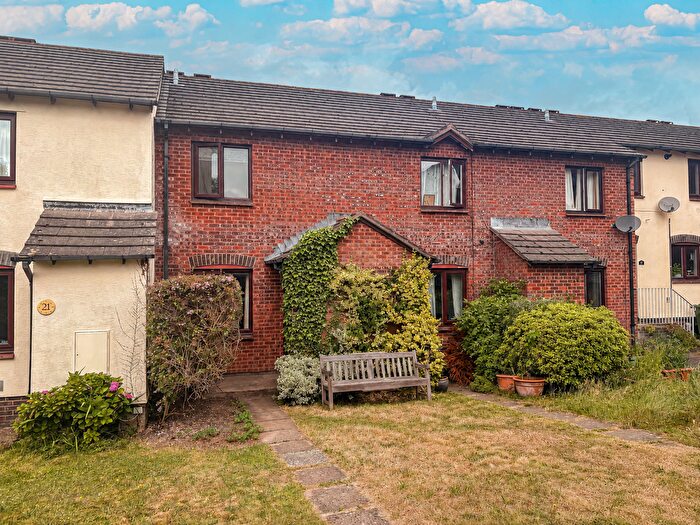 2 Bedroom Terraced House For Sale In Nurseries Close, Topsham, Exeter, EX3