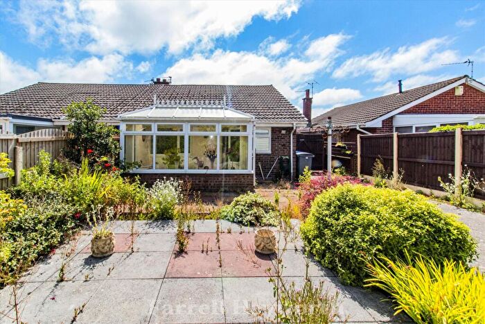 2 Bedroom Bungalow For Sale In Green Oak Place, Thornton Cleveleys, FY5