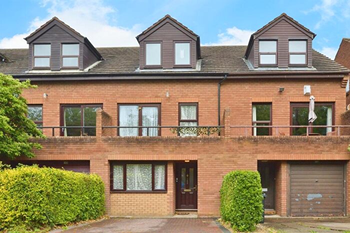 5 Bedroom Terraced House For Sale In Bradwell Common Boulevard, Bradwell Common, Milton Keynes, MK13