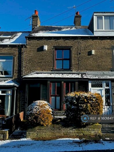 2 Bedroom Terraced House To Rent In Aberdeen Terrace, Clayton, Bradford, BD14