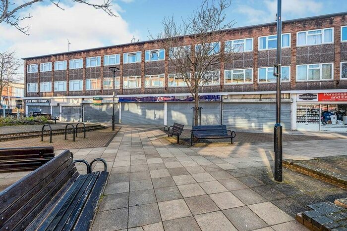 2 Bedroom Flat To Rent In Market Parade, Havant, Hampshire, PO9