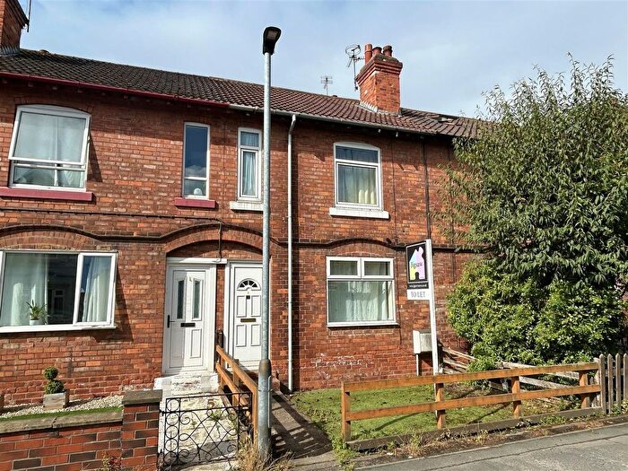 3 Bedroom Terraced House To Rent In Elm Street, Selby, YO8