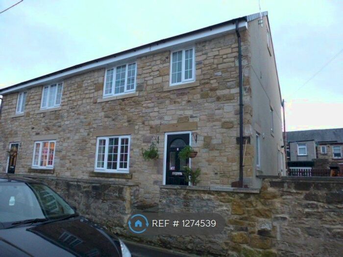 4 Bedroom Semi-Detached House To Rent In George Street, Blackhill, Consett DH8