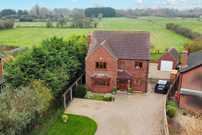 4 Bedroom Detached House For Sale In Keeling Street, North Somercotes, LN11