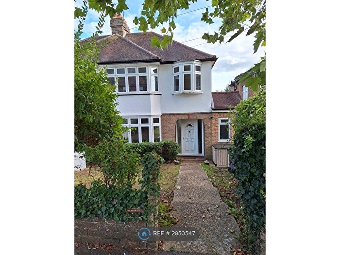 3 Bedroom Semi-Detached House To Rent In Winifred Road, Coulsdon, CR5