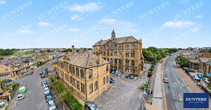 1 Bedroom Apartment For Sale In Byron Halls, Byron Street Bradford, BD3