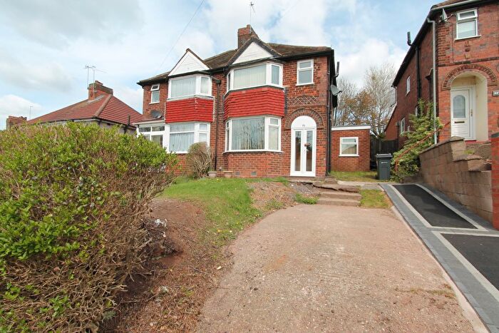 3 Bedroom Semi-Detached House To Rent In Dyas Avenue, Great Barr, Birmingham, B42