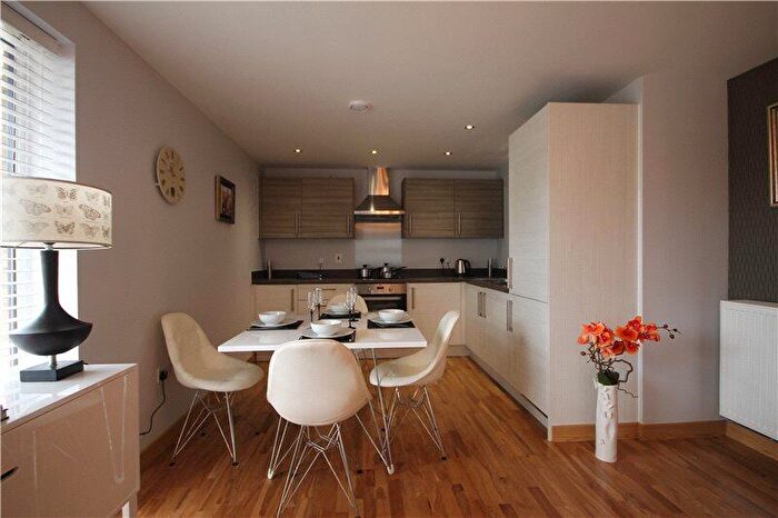 2 Bedroom Apartment To Rent In Pym Court, Cromwell Road, Cambridge, CB1