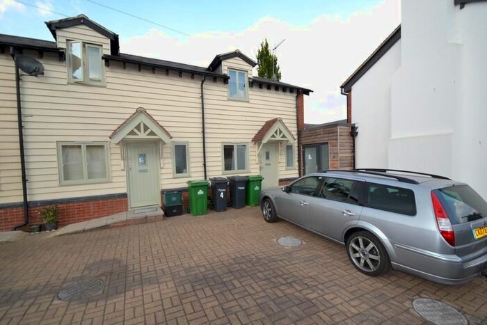 1 Bedroom Terraced House To Rent In Hogges Close, Hoddesdon, Herts, EN11
