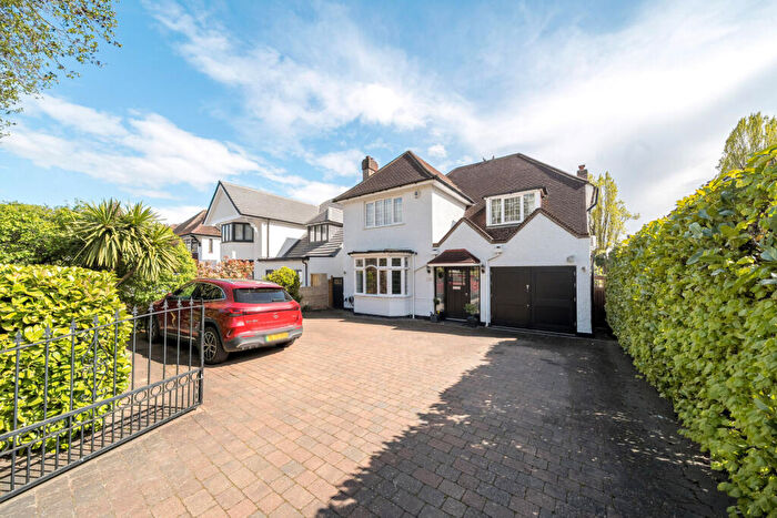 5 Bedroom Detached House For Sale In Widmore Road, Bromley, BR1