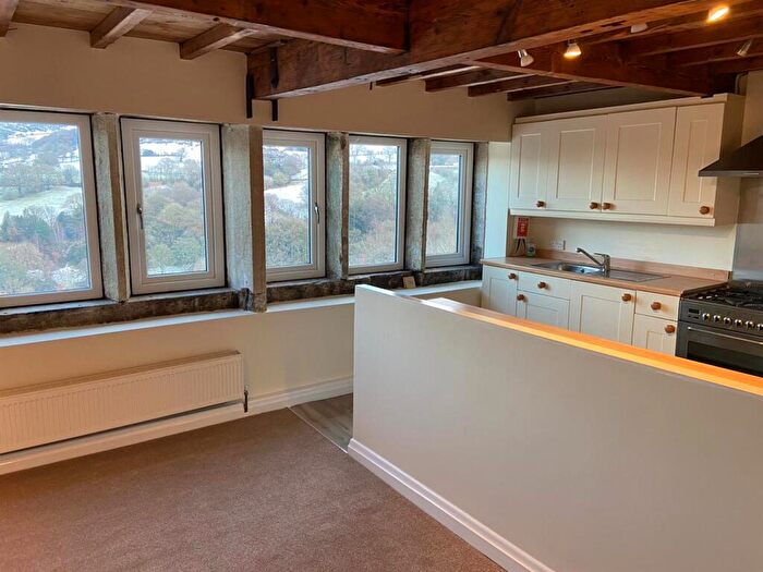 2 Bedroom Apartment To Rent In Towngate House, Hepworth, HD9