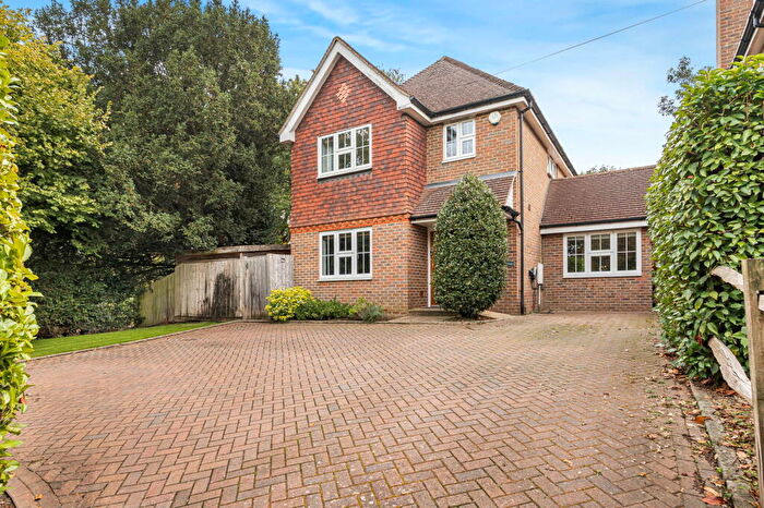 4 Bedroom Detached House For Sale In Bay Tree Cottage, Guildford Road, Cranleigh, GU6
