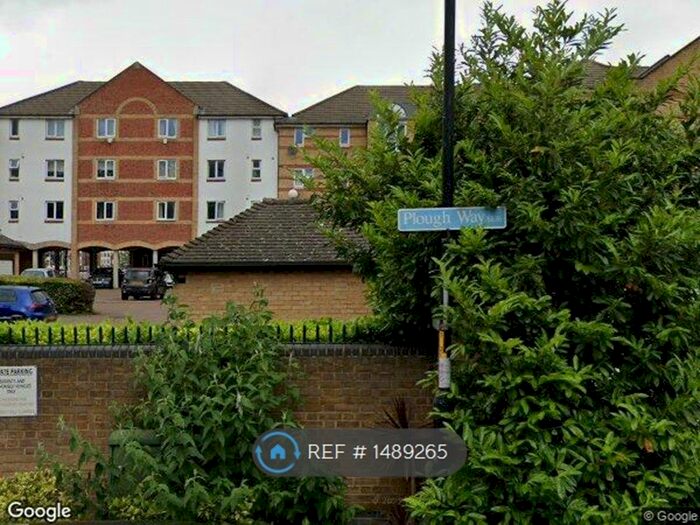 2 Bedroom Flat To Rent In Dunnage Crescent, Surrey Quays, SE16