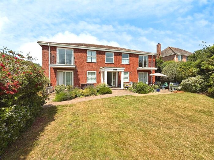 2 Bedroom Flat For Sale In Maer Lane, Exmouth, Devon, EX8