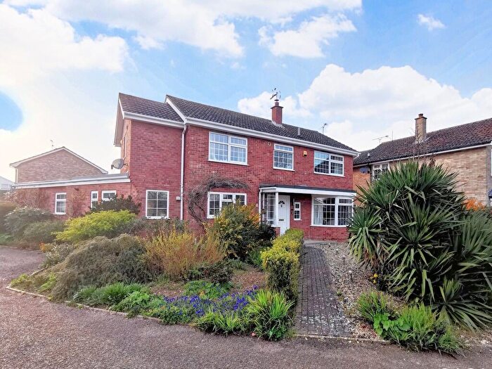 4 Bedroom Detached House For Sale In Orchard Rise, Worlingham, Beccles, NR34