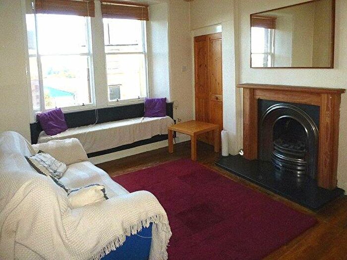 1 Bedroom Flat To Rent In Broughton Road, Broughton, Edinburgh, EH7