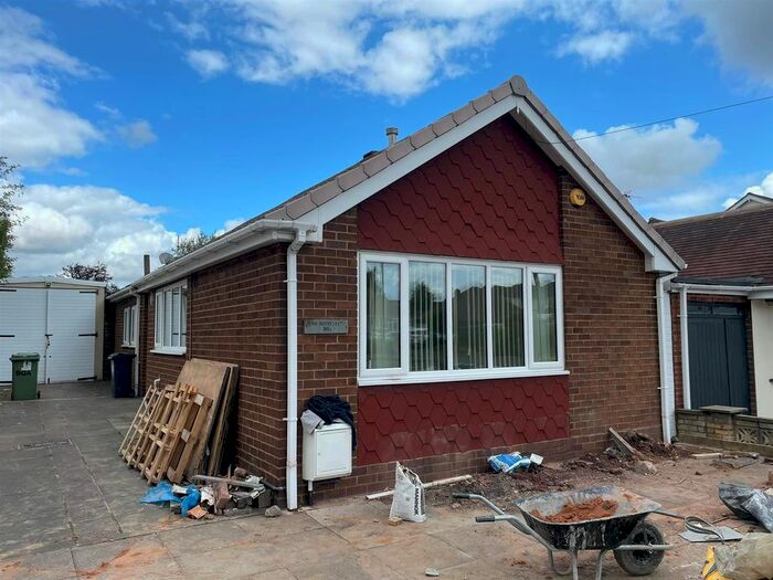 4 Bedroom Detached Bungalow To Rent In Walsall Road, Aldridge, Walsall, WS9