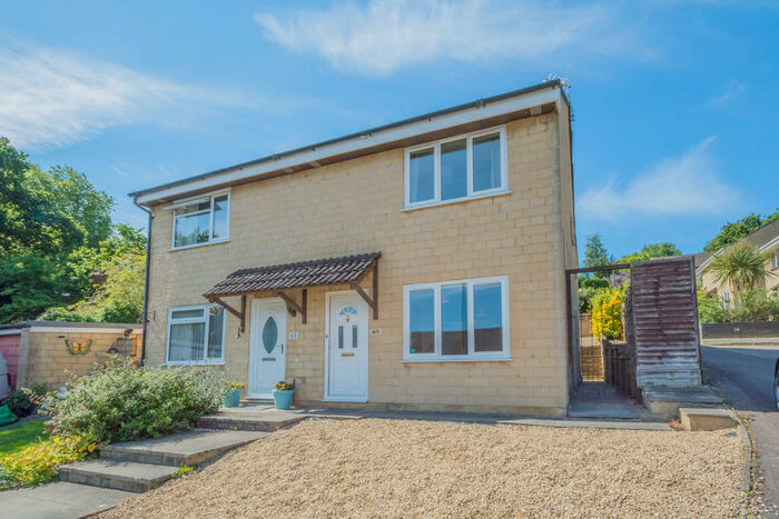 5 Bedroom Semi-Detached House To Rent In The Brow, Bath - Bedroom Student House, BA2