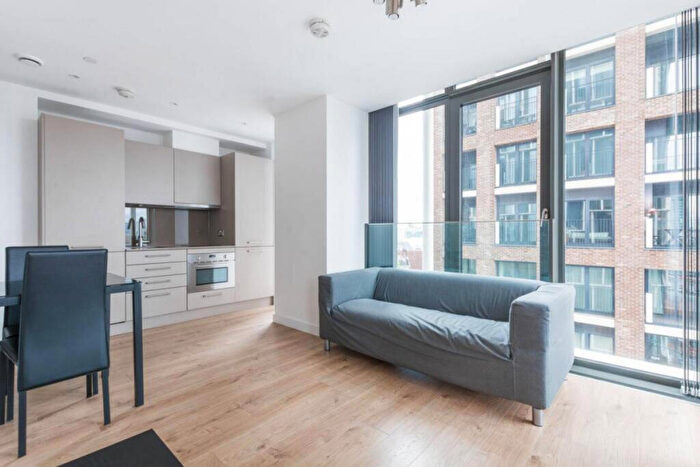 Studio To Rent In Stratosphere Tower, Stratford, E15