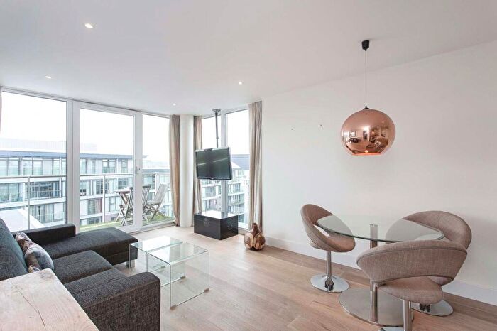 2 Bedroom Apartment To Rent In Warwick Building, Queenstown Road, London, SW11
