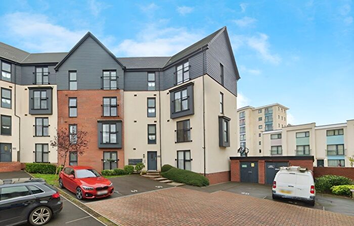 2 Bedroom Flat To Rent In Cei Tir Y Castell, Barry, CF63