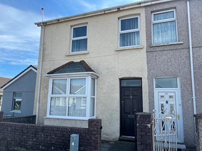 3 Bedroom House To Rent In Derwent Street, Llanelli, Carmarthenshire, SA15