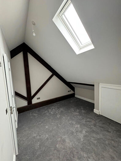 2 Bedroom Flat To Rent In Barnsley, S70
