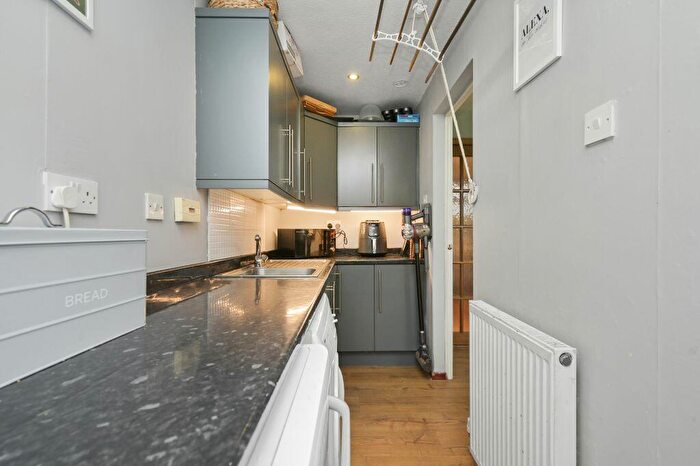 4 Bedroom Detached House For Sale In Mortonhall Park Drive, Edinburgh, EH17