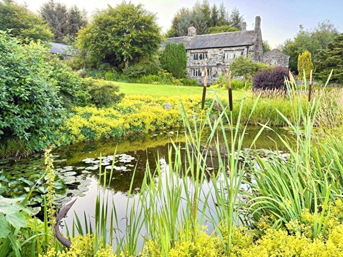 7 Bedroom Detached House For Sale In Hartley Royd, Bluebell Lane, Todmorden, OL14